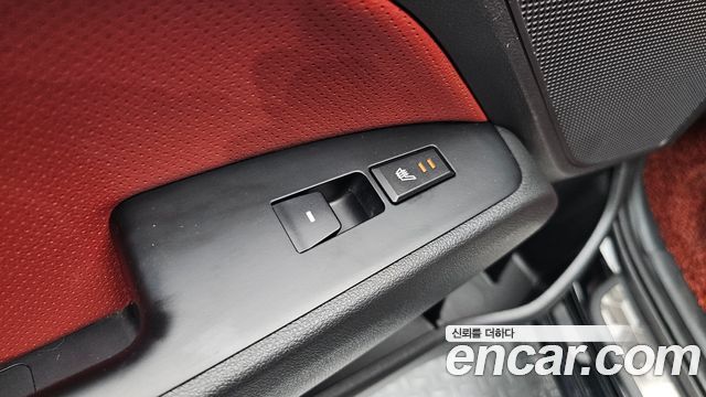 Hyundai AVANTE 2017 — photo 32