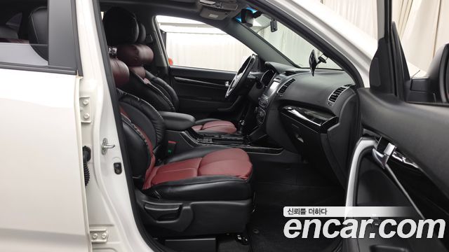 Kia Sorento 2013 — photo 11