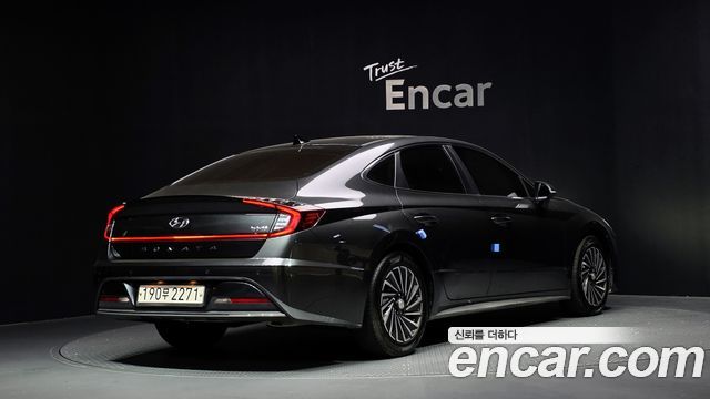 Hyundai Sonata 2021 — photo 2