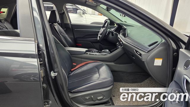 Hyundai Sonata 2021 — photo 11