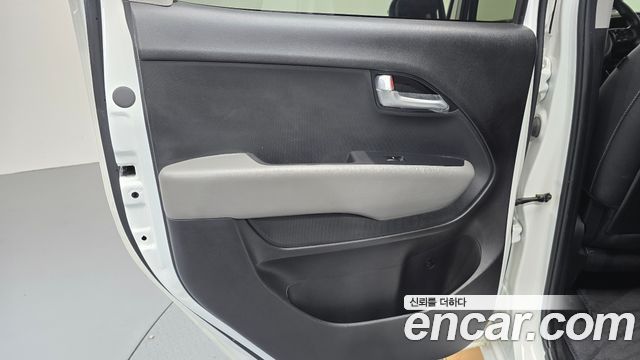 Kia RAY 2023 — photo 15