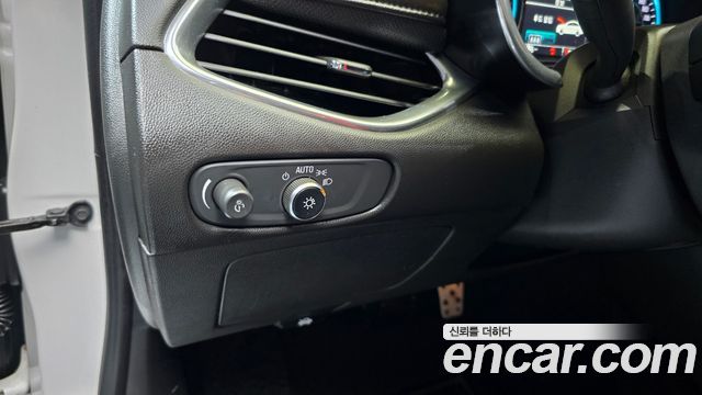 Chevrolet Korea Malibu 2018 — photo 24