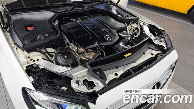 Mercedes-Benz E-Class 2019 — photo 6