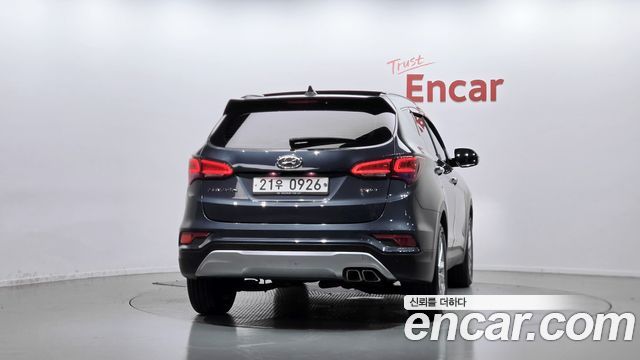 Hyundai Santafe 2016 — photo 4