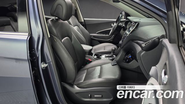 Hyundai Santafe 2016 — photo 10