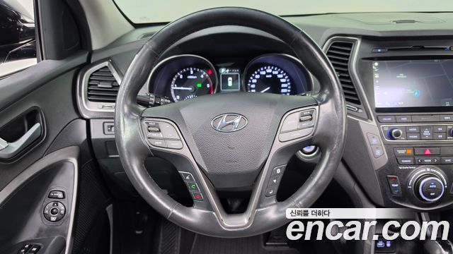 Hyundai Santafe 2016 — photo 13