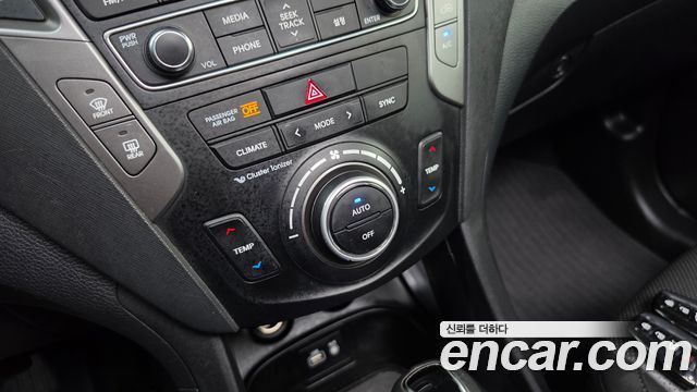 Hyundai Santafe 2016 — photo 19