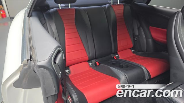 Mercedes-Benz E-Class 2017 — photo 12