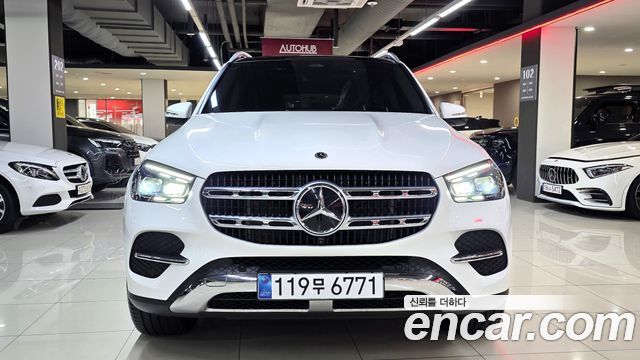 Mercedes-Benz GLE-Class 2026 — photo 4