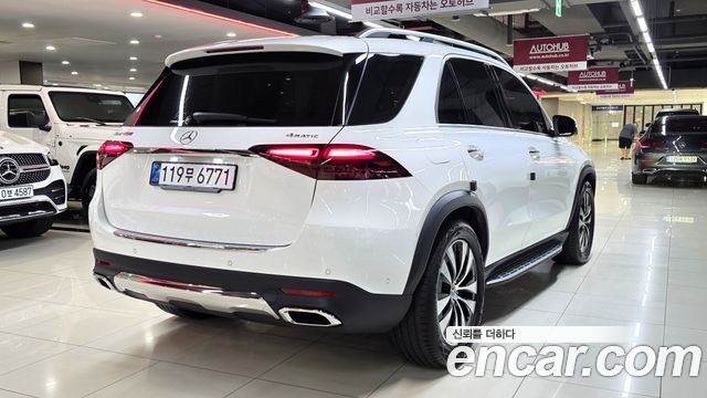 Mercedes-Benz GLE-Class 2026 — photo 5