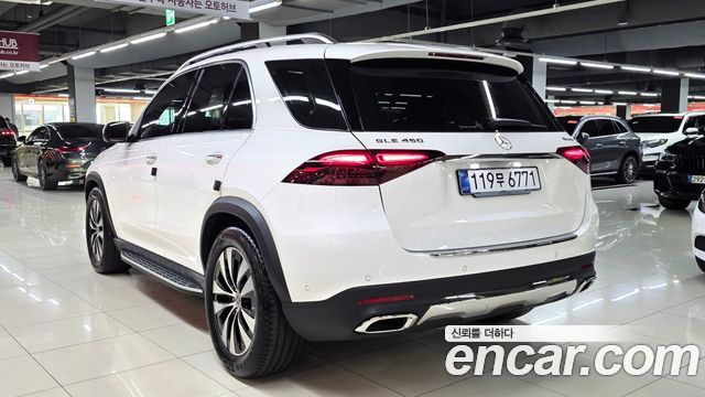 Mercedes-Benz GLE-Class 2026 — photo 7