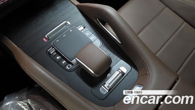 Mercedes-Benz GLE-Class 2026 — photo 14