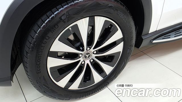 Mercedes-Benz GLE-Class 2026 — photo 20