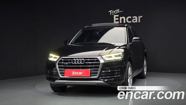 Audi Q5 2020 — photo 3