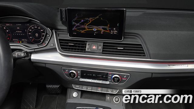 Audi Q5 2020 — photo 13