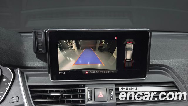 Audi Q5 2020 — photo 14