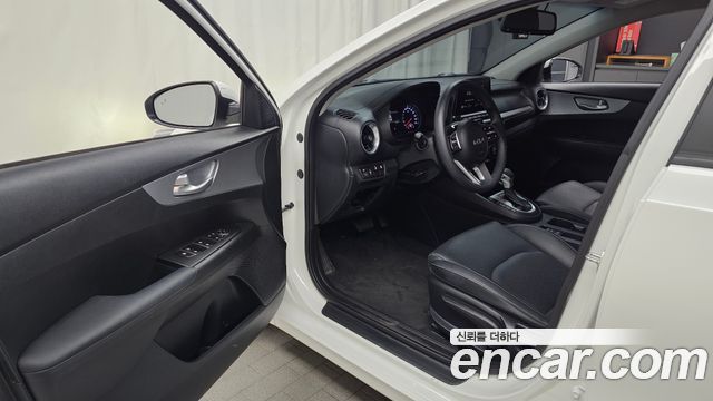 Kia K3 2023 — photo 13