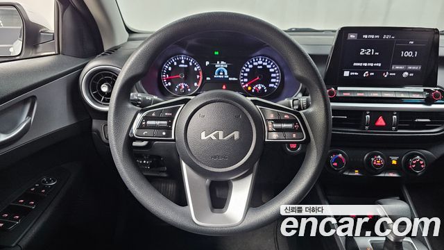 Kia K3 2023 — photo 18