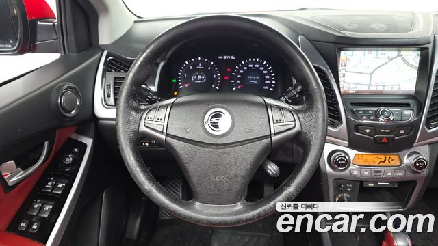 KG Mobility KORANDO 2015 — photo 19