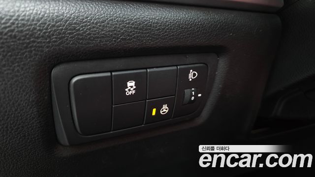 KG Mobility KORANDO 2015 — photo 23