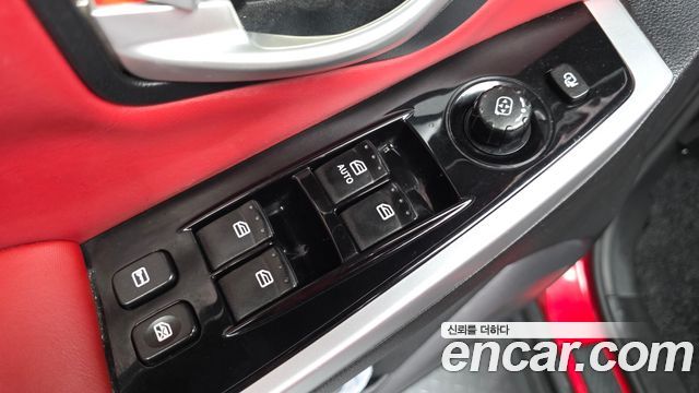 KG Mobility KORANDO 2015 — photo 28