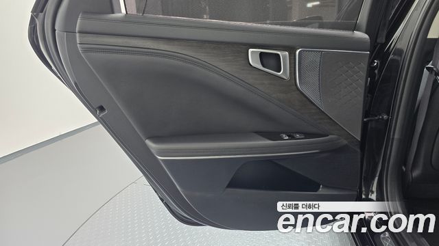 Kia K8 2023 — photo 15