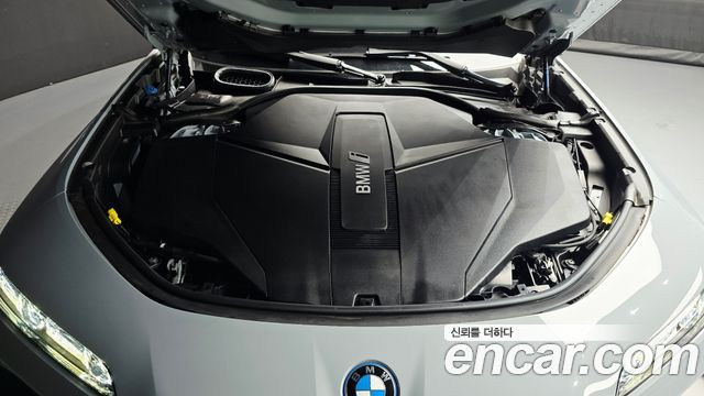 BMW i7 2023 — photo 6