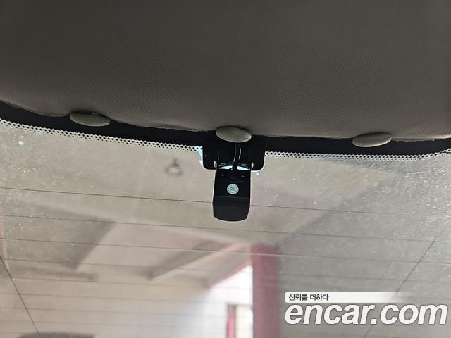 Volvo S40 2009 — photo 18