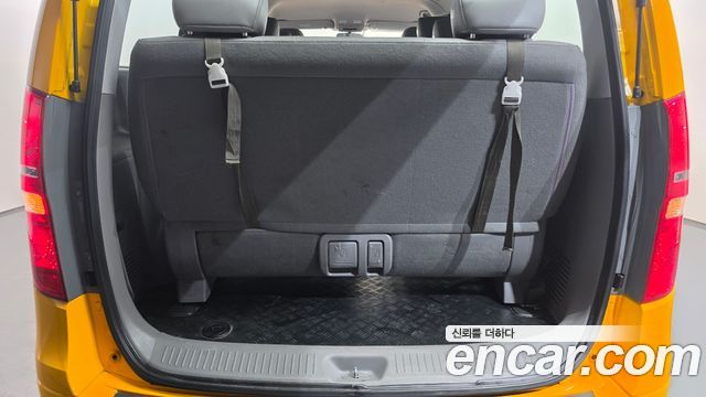 Hyundai Starex 2019 — photo 21