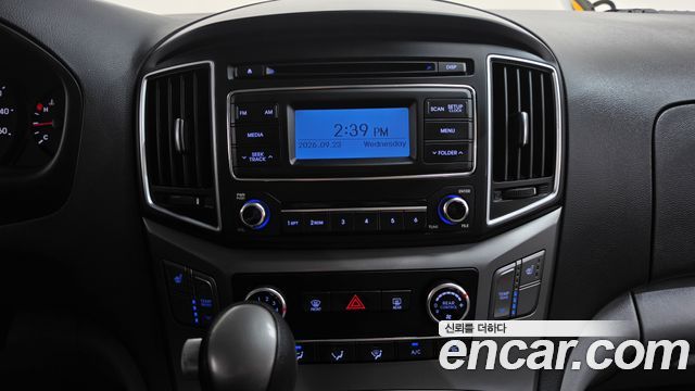 Hyundai Starex 2019 — photo 22