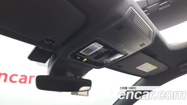Volkswagen Golf 2025 — photo 27