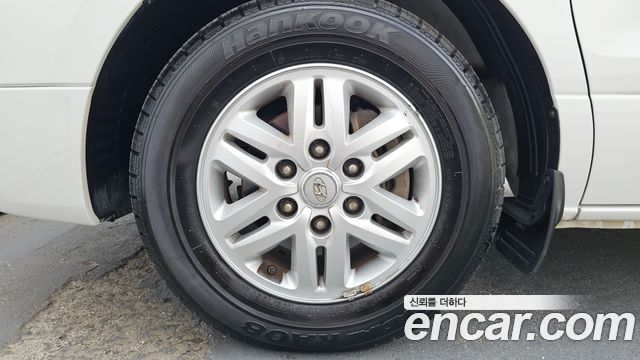 Hyundai Starex 2017 — photo 5