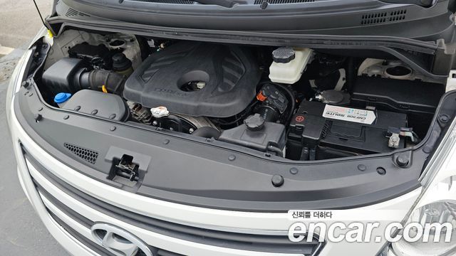 Hyundai Starex 2017 — photo 6