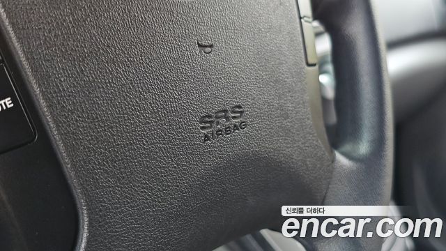 Hyundai Starex 2017 — photo 35