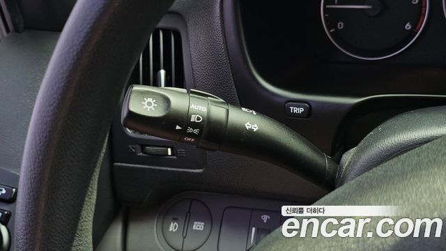 Hyundai Starex 2017 — photo 38