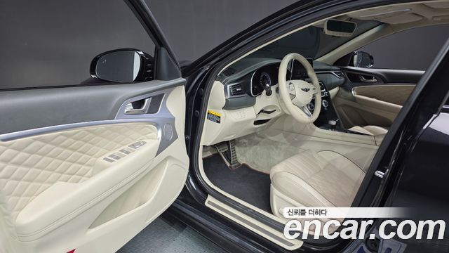Genesis G70 2020 — photo 13