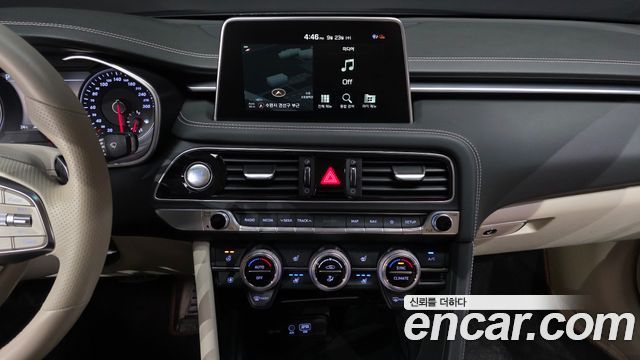 Genesis G70 2020 — photo 19