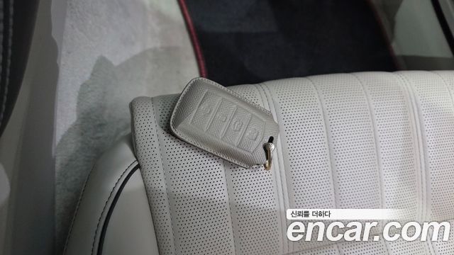 Genesis G70 2020 — photo 22