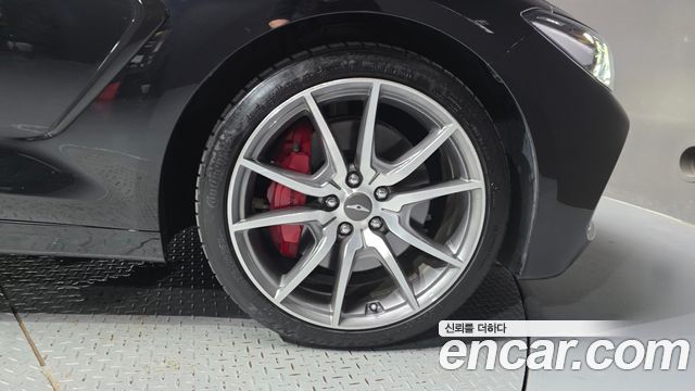 Genesis G70 2020 — photo 7