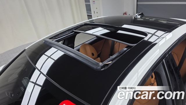 BMW 3-Series 2025 — photo 23