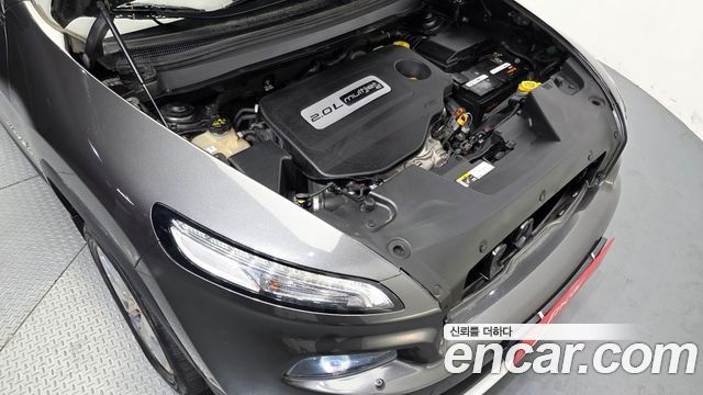 Jeep Cherokee 2014 — photo 6