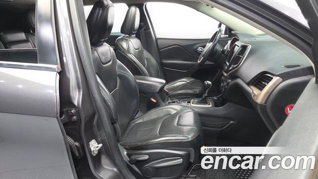 Jeep Cherokee 2014 — photo 11
