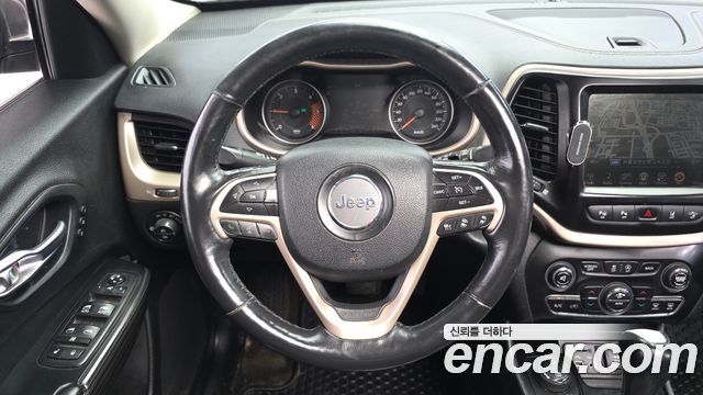Jeep Cherokee 2014 — photo 13