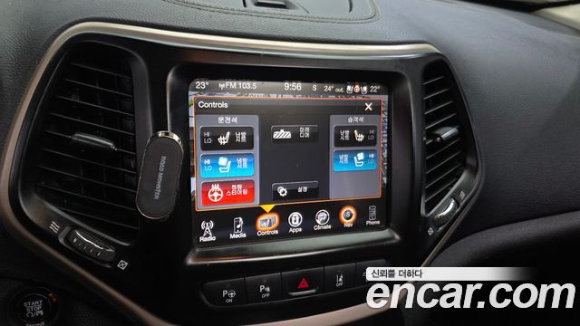 Jeep Cherokee 2014 — photo 16