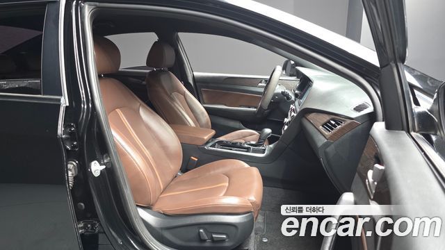Hyundai Sonata 2019 — photo 16