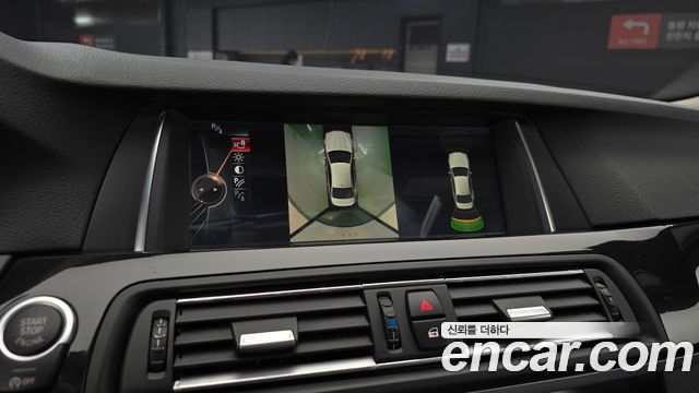 BMW 5-Series 2016 — photo 21