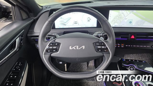 Kia EV6 2023 — photo 20