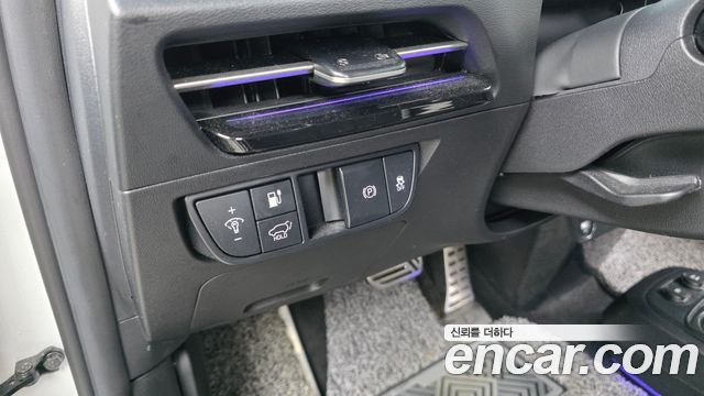 Kia EV6 2023 — photo 27