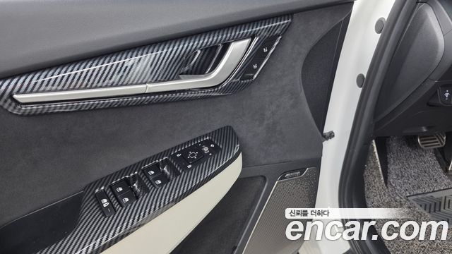 Kia EV6 2023 — photo 30