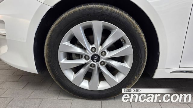 Kia K5 2016 — photo 5